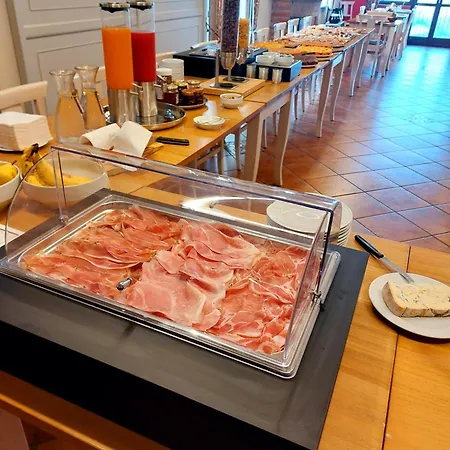 Vakantieboerderij Le Arcate Sinio